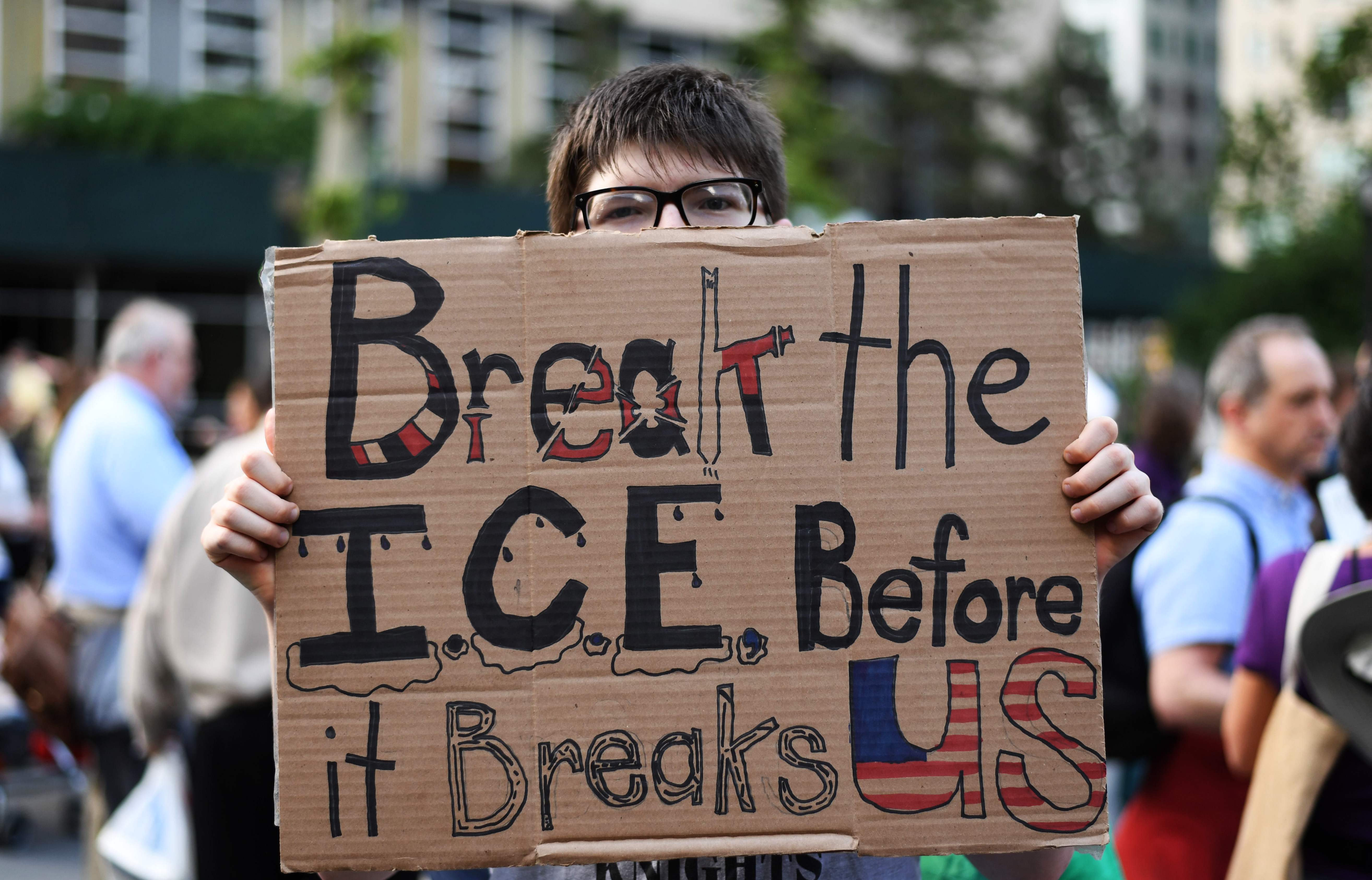 احتجاج فى نيويورك ضد قرار فصل أطفال المهاجرين عن ذويهم
