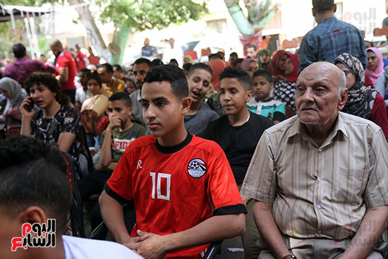 صور  الجماهير المصرية يتابعون مباراة منتخب مصر (45)