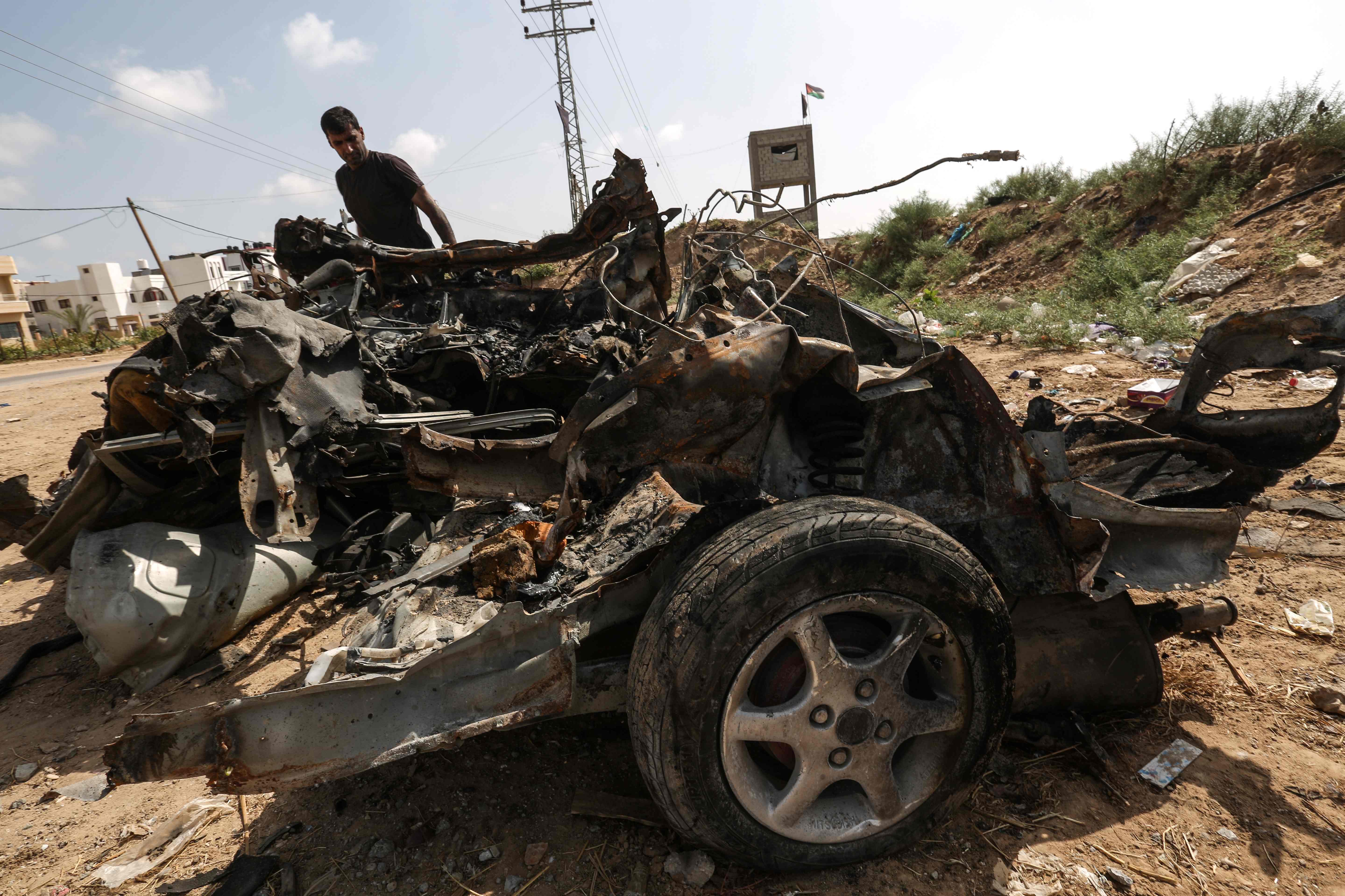 	الغارات الإسرائيلية على غزة تتزامن مع عيد الفطر