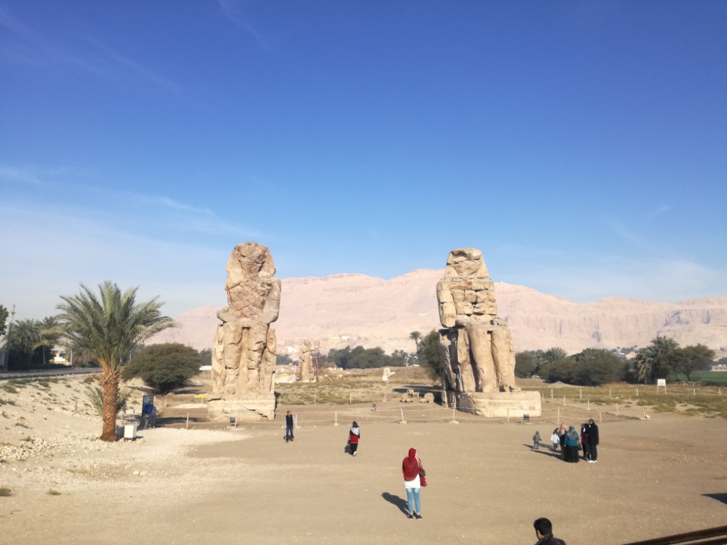 زيارات مميزة للأجانب والمصريين للمعابد خلال العيد (8)