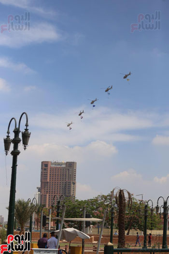 طائرات ترسم الأعلام المصرية  (2)