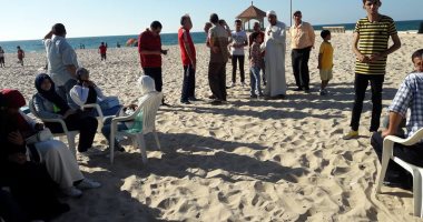 شاطئ العريش واجهة رسمية للاحتفالات وتنفيذ المبادرات الحكومية والأهلية