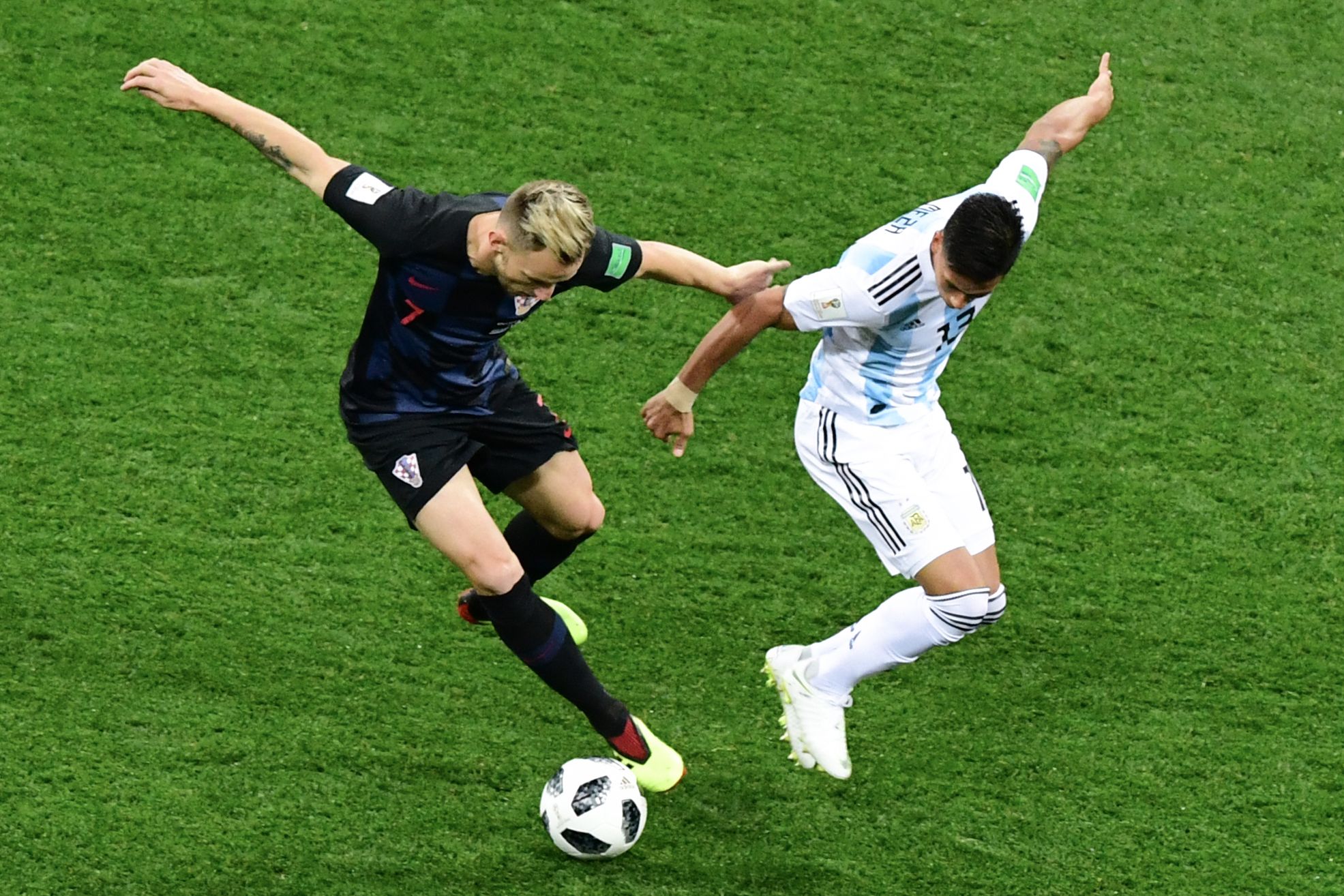 جانب من مباراة الأرجنتين وكرواتيا