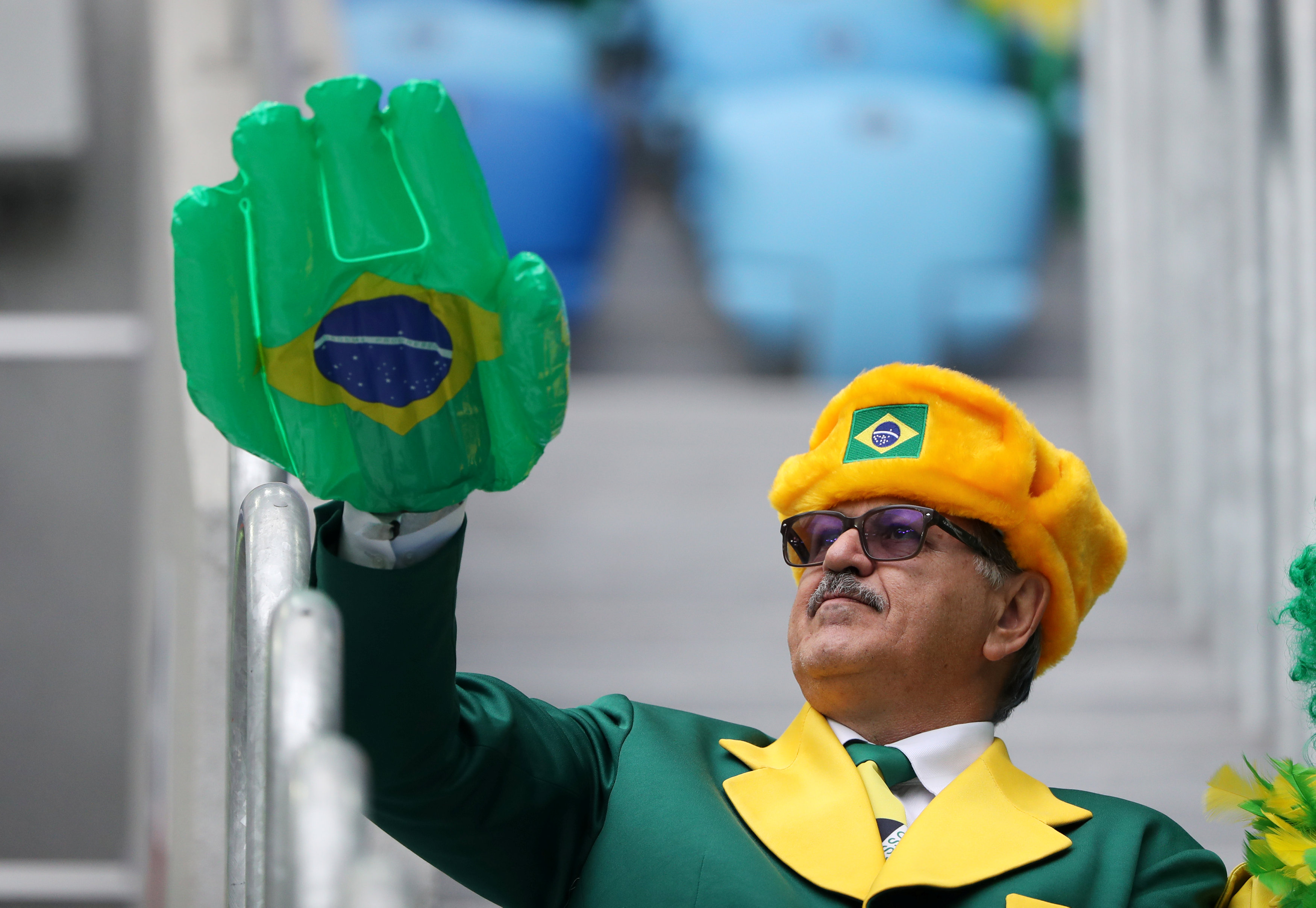 مشجع برازيلى قبل المباراة