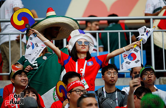 مشجعات كوريا الجنوبية 