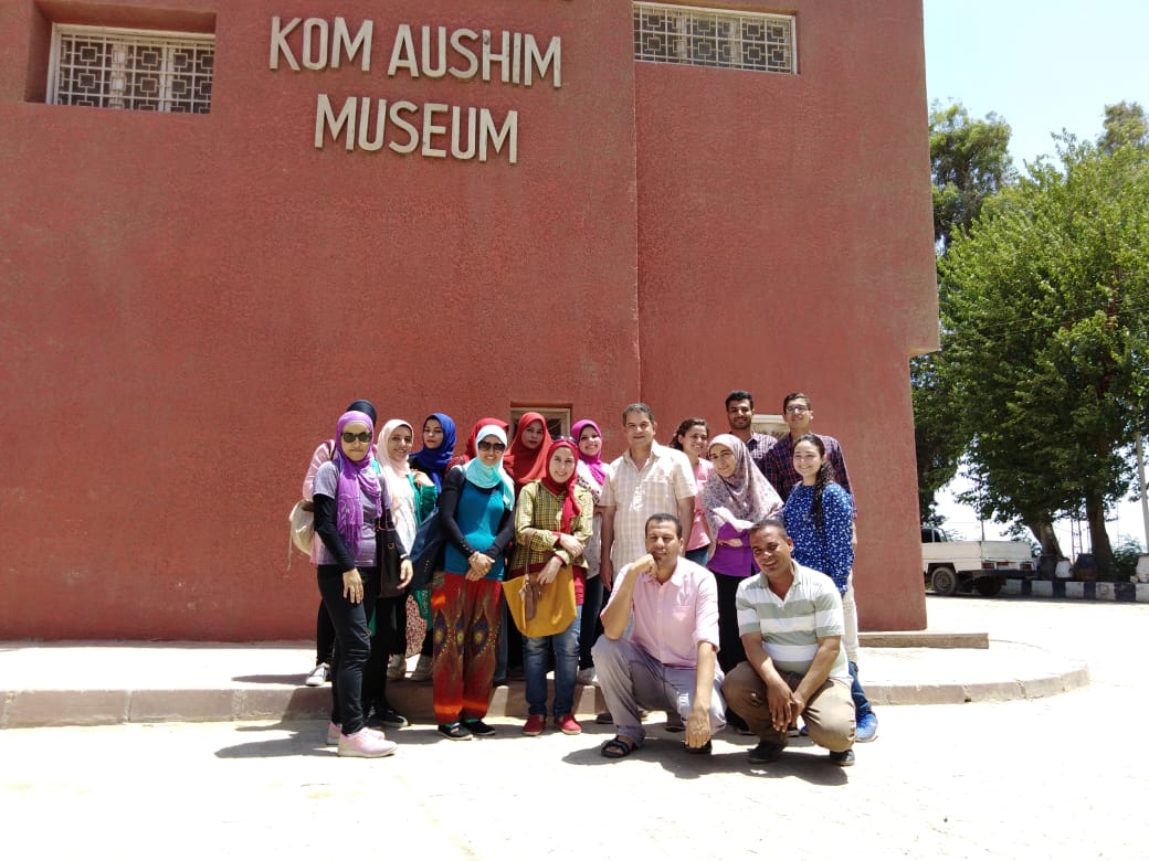 تفعيل أولي محاضرات البرنامج التدريبي لمتطوعي العمل داخل متحف كوم أوشيم (4)