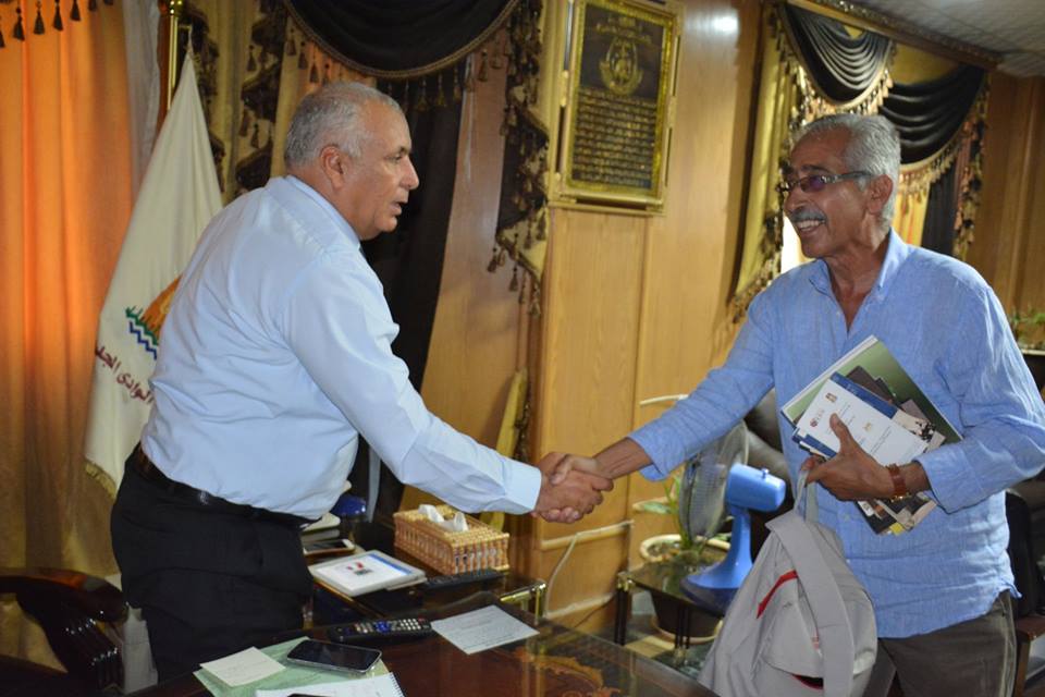 لقاء المحافظ  مسئول مؤسسه الجنوب c.i.s.s الإيطالية بمصر