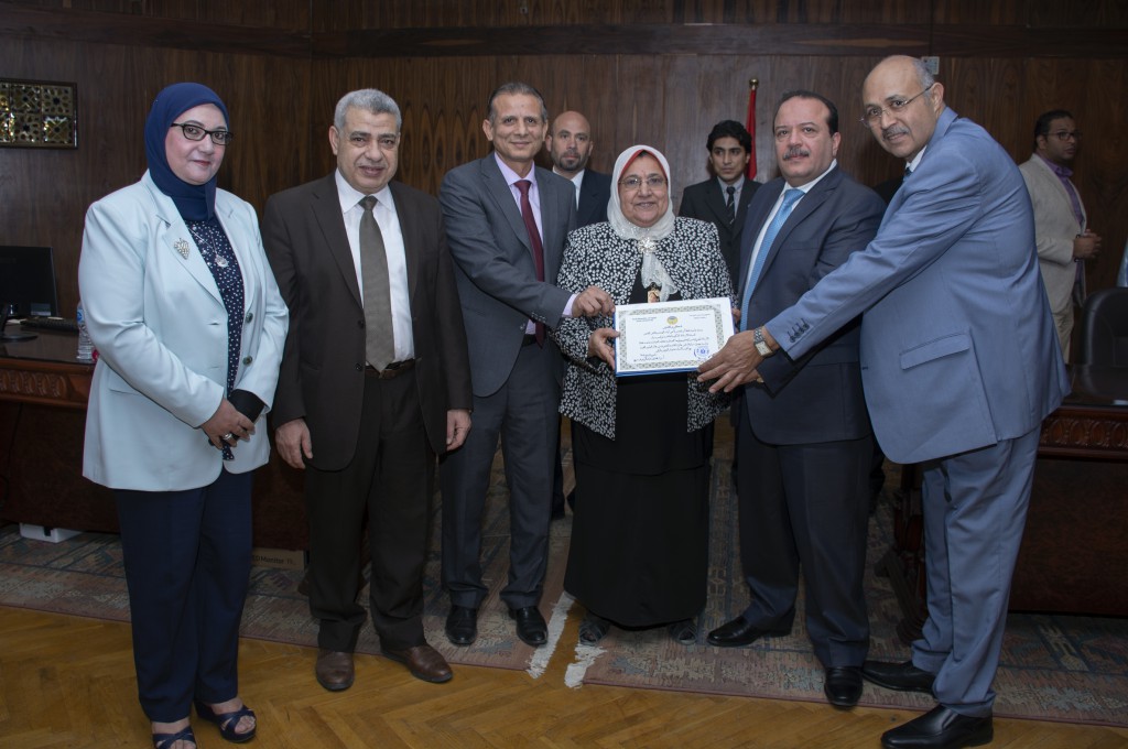 تكريم الاساتذة الحاصلين على جوائز الجامعة العلمية لعام 2017/2018‎