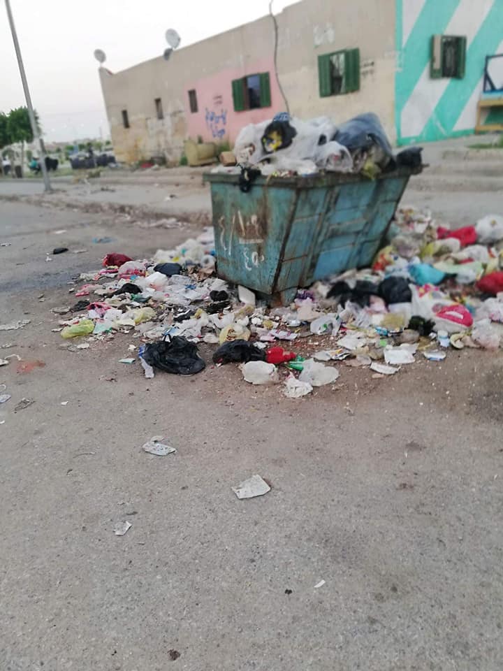 انتشار القمامة فى أحياء مدينة العاشر من رمضان (4)