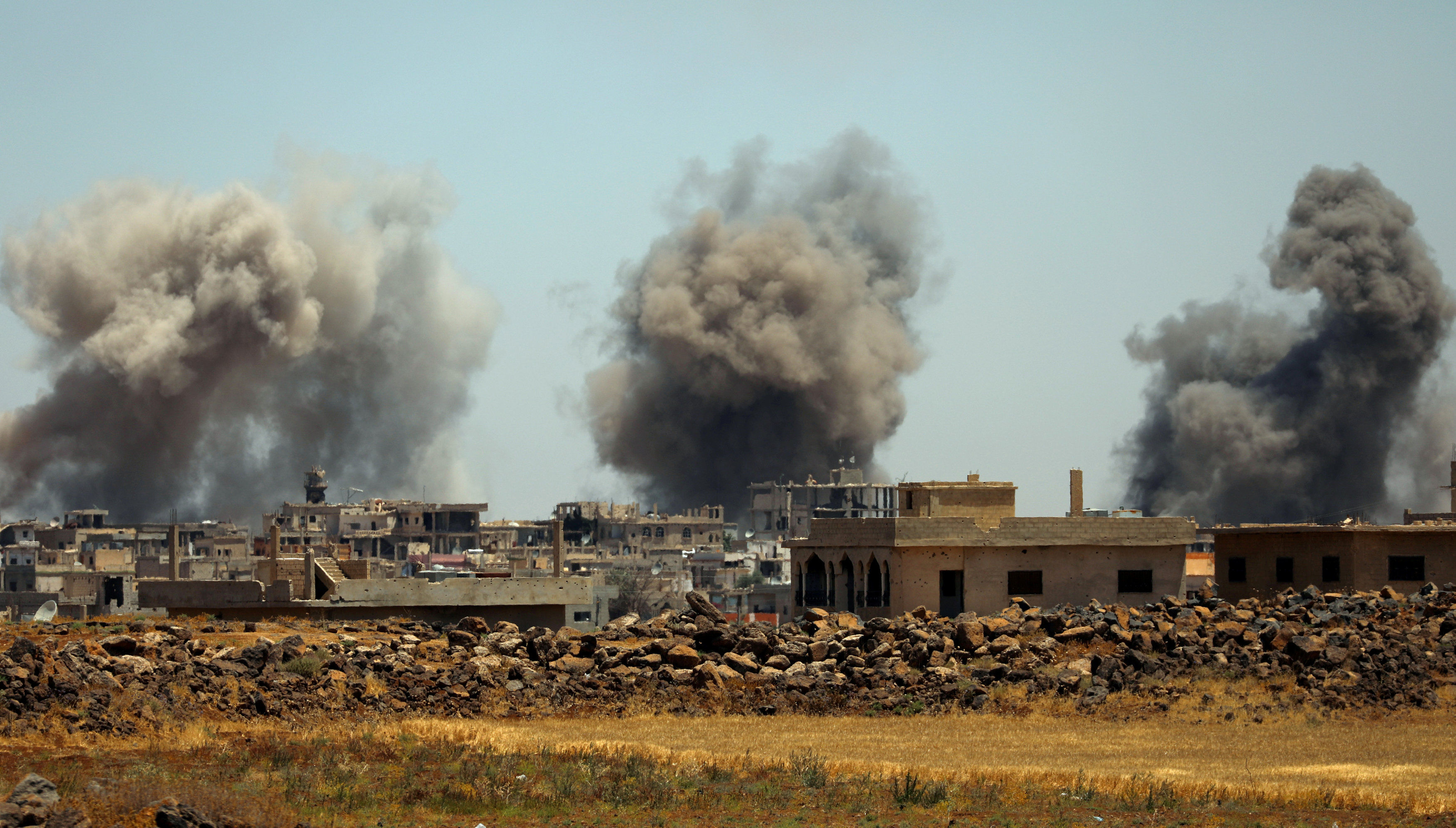 معارك الجيش السورى لتحرير درعا من الجماعات المسلحة