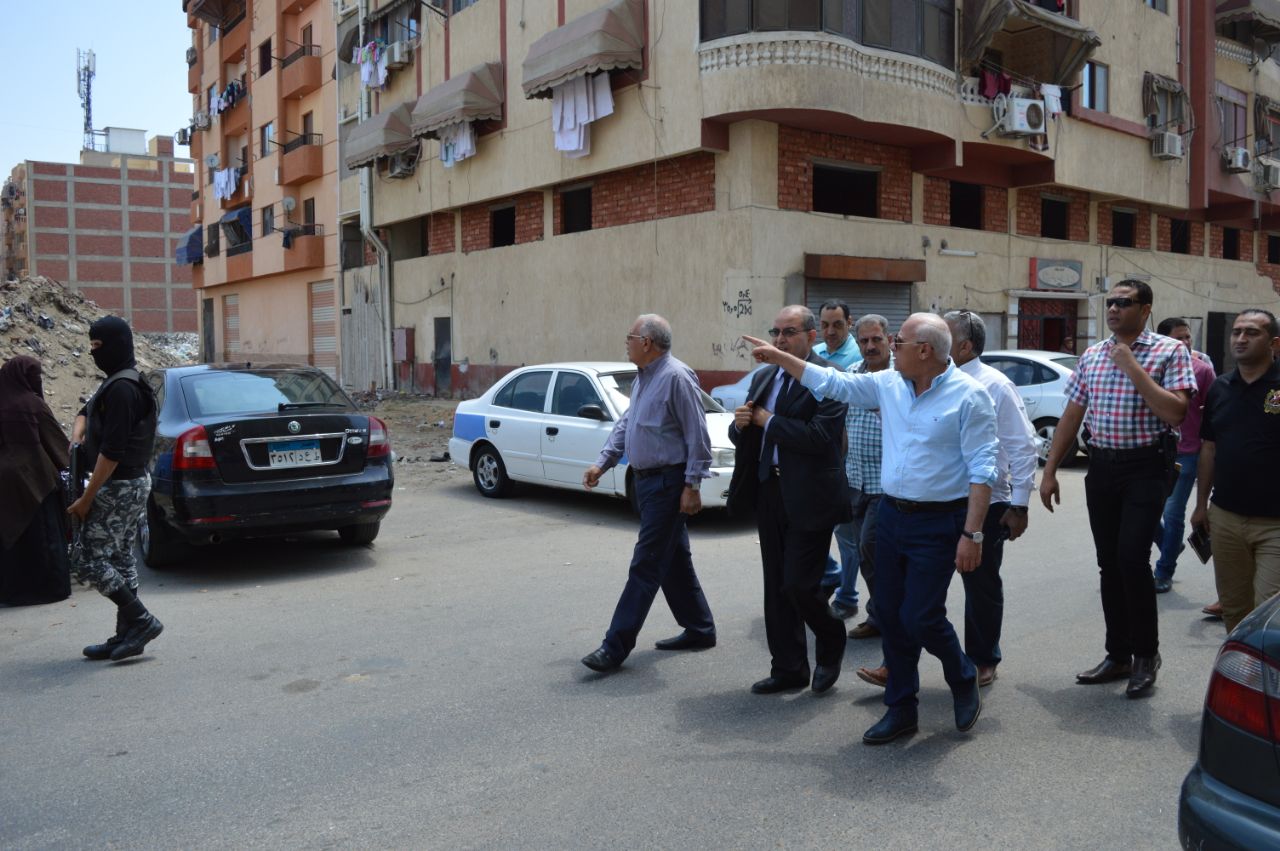 جولة محافظ بورسعيد ورؤساء الأحياء على الشوارع  (2)