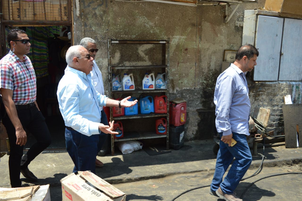جولة محافظ بورسعيد ورؤساء الأحياء على الشوارع  (3)
