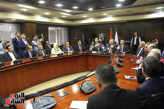 مؤتمر صحفى لإعلان المخطط العام الجديد للموانئ المصرية (11)