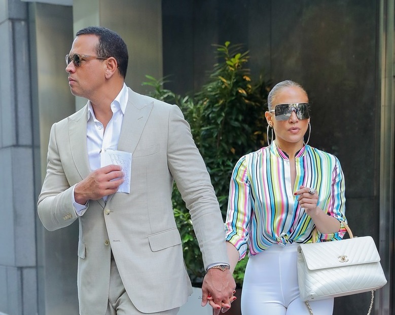 لوبيز وصديقها (2)