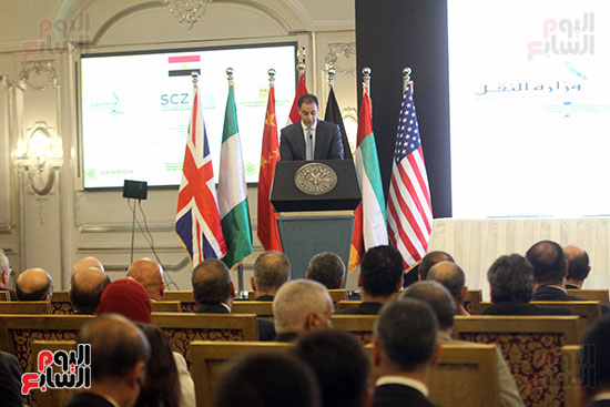 توقيع عقد أكبر مجمع للبتروكيماويات فى الشرق الأوسط (8)