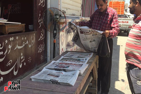 وصول الصحف والمجلات لمدينة العريش (5)