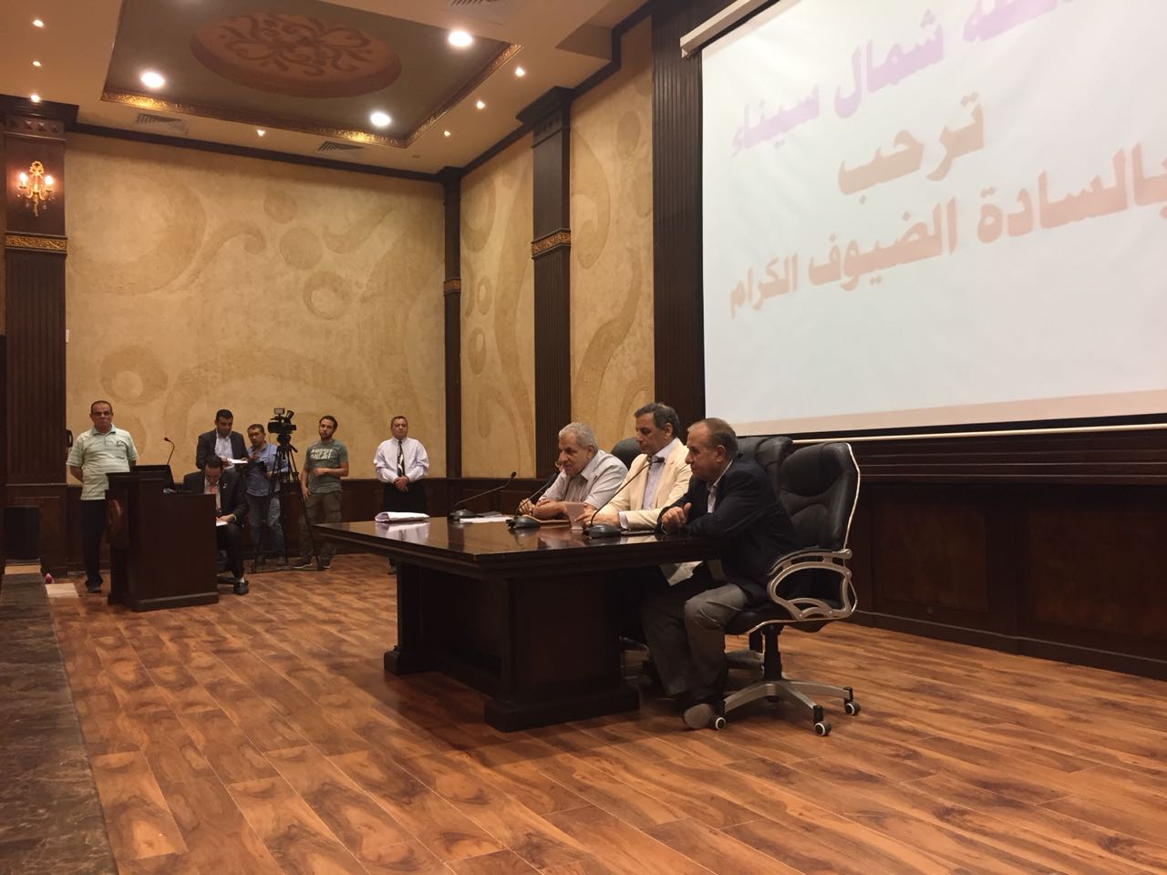 تفاصيل زيارة محلب ووزير التنمية المحلية ومستشار الرئيس للشئون الأمنية لشمال سيناء (27)