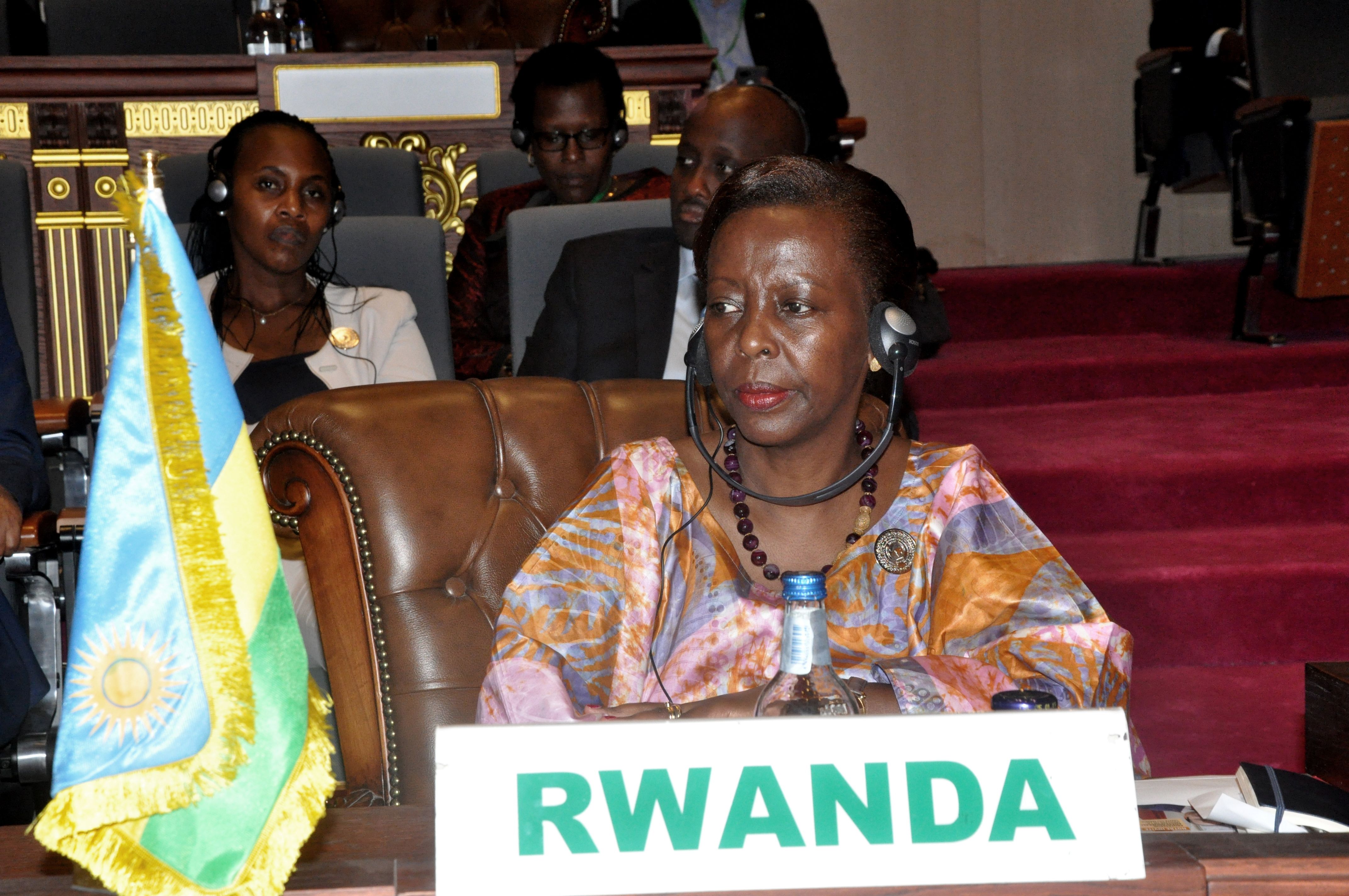 رئيسة رواندوا 