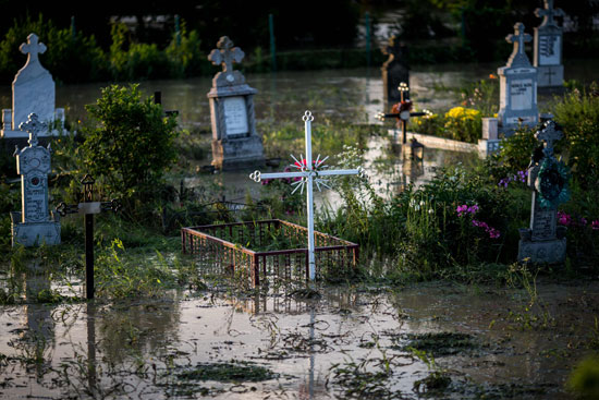 جانب من الفيضانات فى رومانيا 