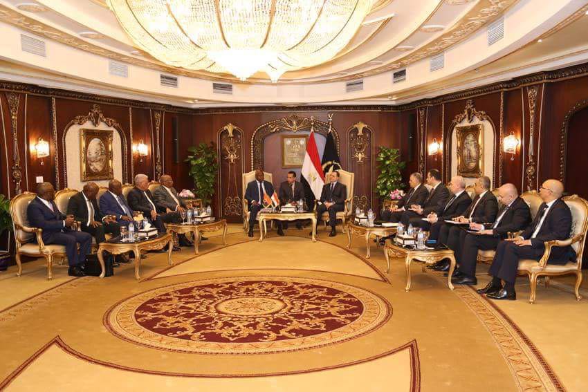اللواء محمود توفيق وزير الداخلية أنجلو دى باروس دافيجا وزير داخلية جمهورية أنجولا  (1)