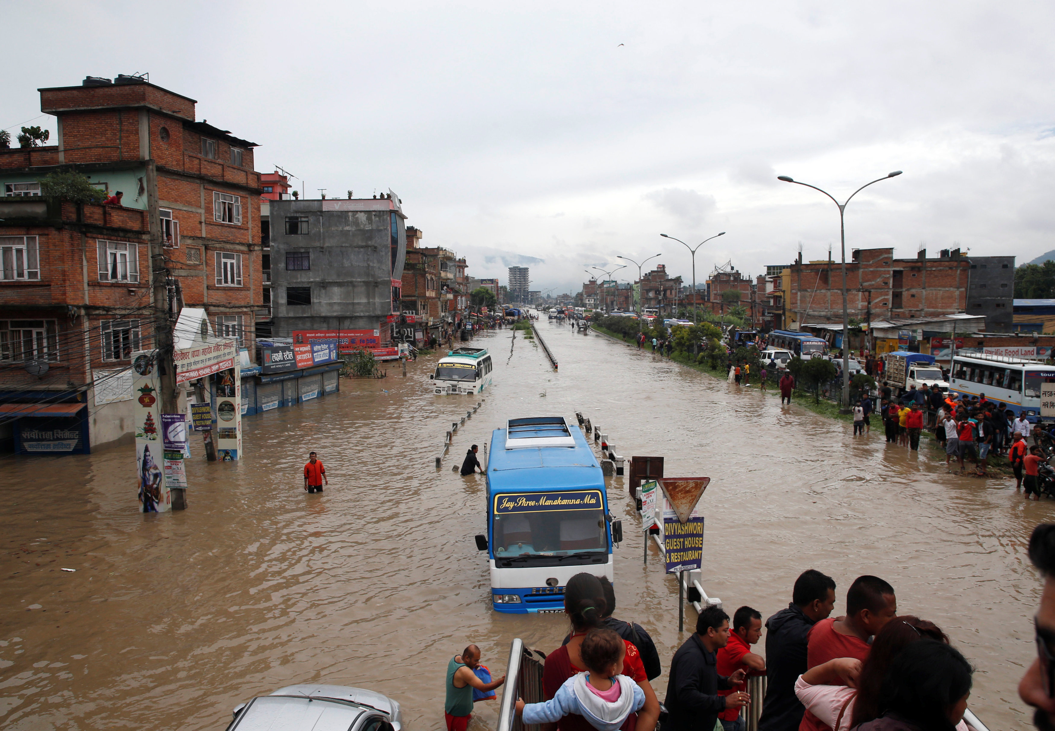 فيضانات فى نيبال