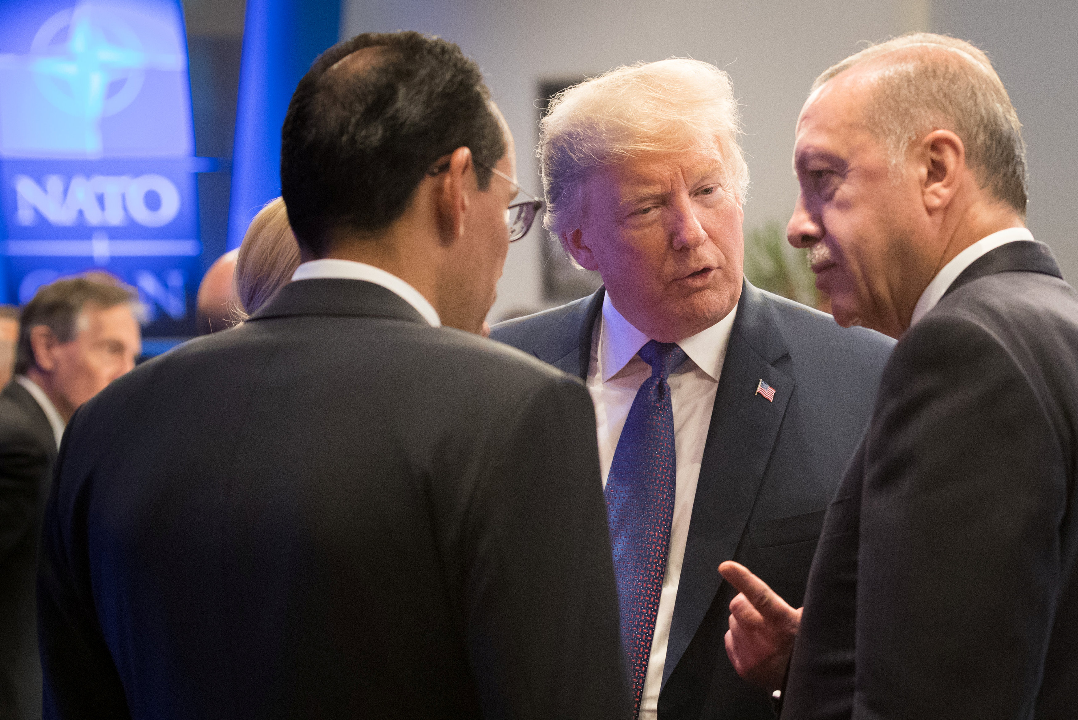 ترامب يتحدث لأردوغان