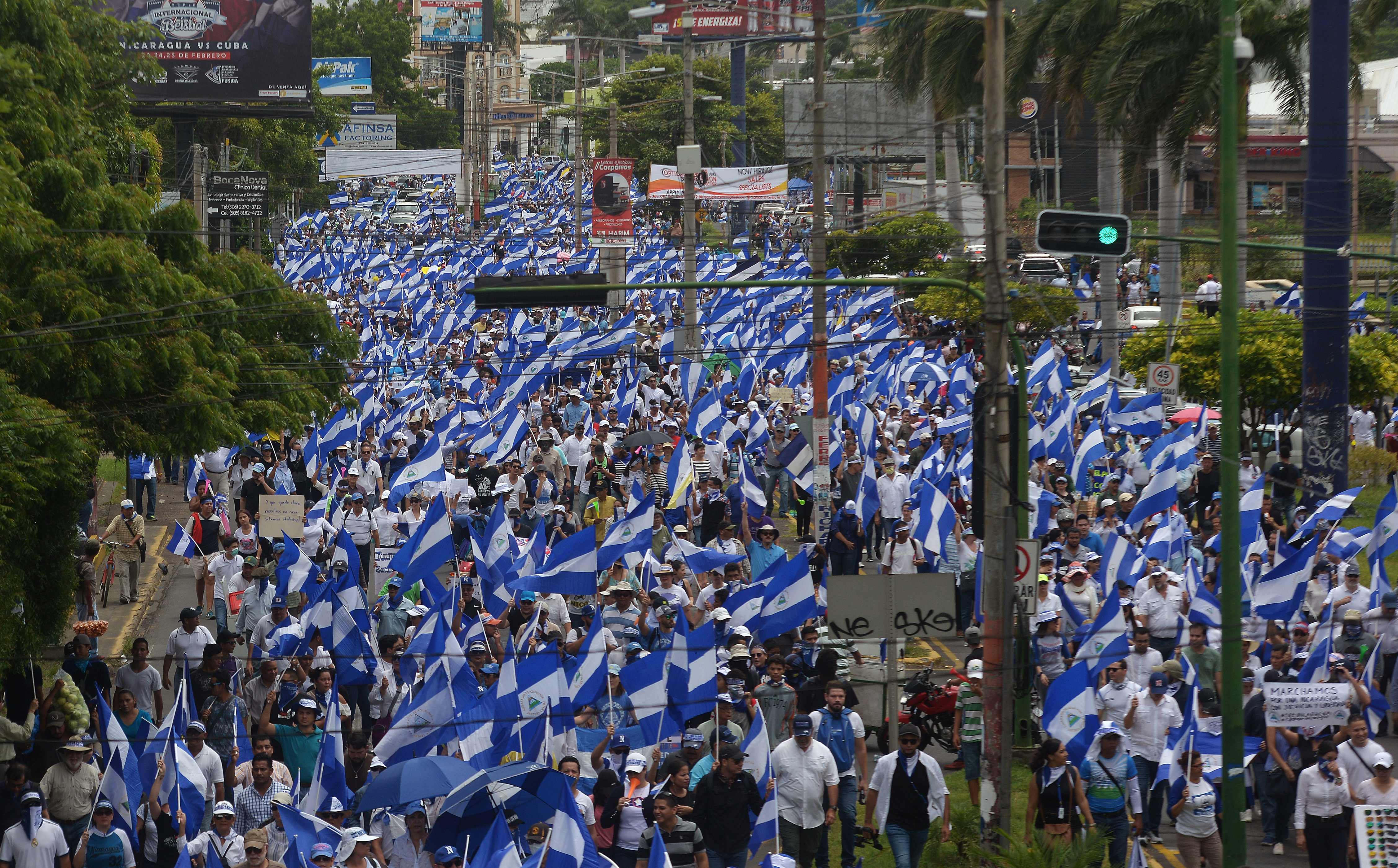 الآلاف يخرجون فى مظاهرات بنيكاراجوا