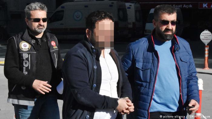السلطات التركية تلقي القبض على آلاف المعارضين
