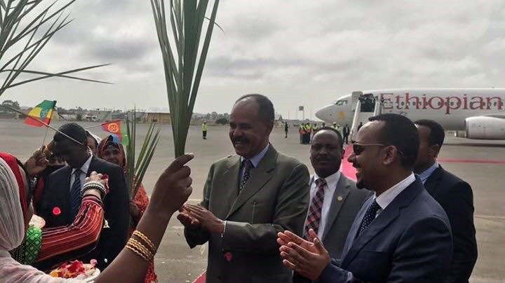 لقاء بين رئيس الوزراء الإثيوبى والرئيس الإريترى