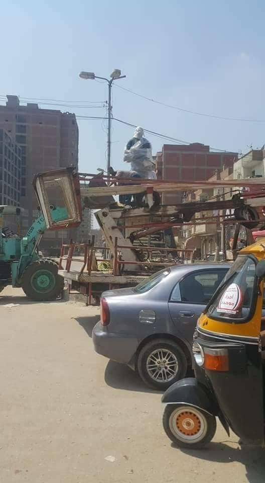 نقل تمثال الشهيد