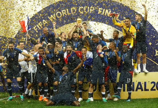 مراسم تتويج منتخب فرنسا بكأس العالم 2018  (20)