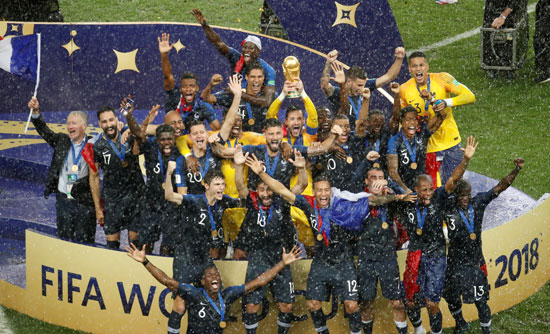 مراسم تتويج منتخب فرنسا بكأس العالم 2018  (1)