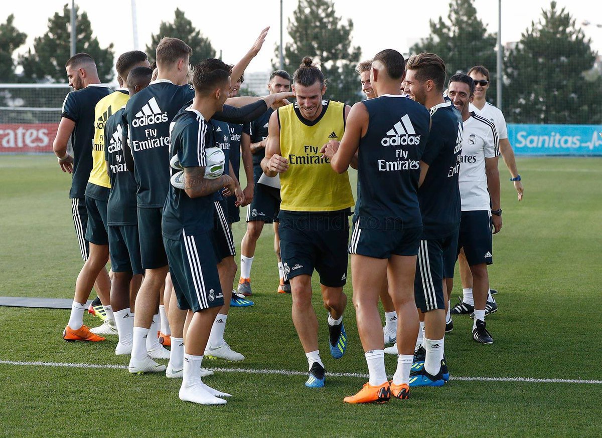 التدريب الأول لريال مدريد استعدادا للموسم الجديد (6)