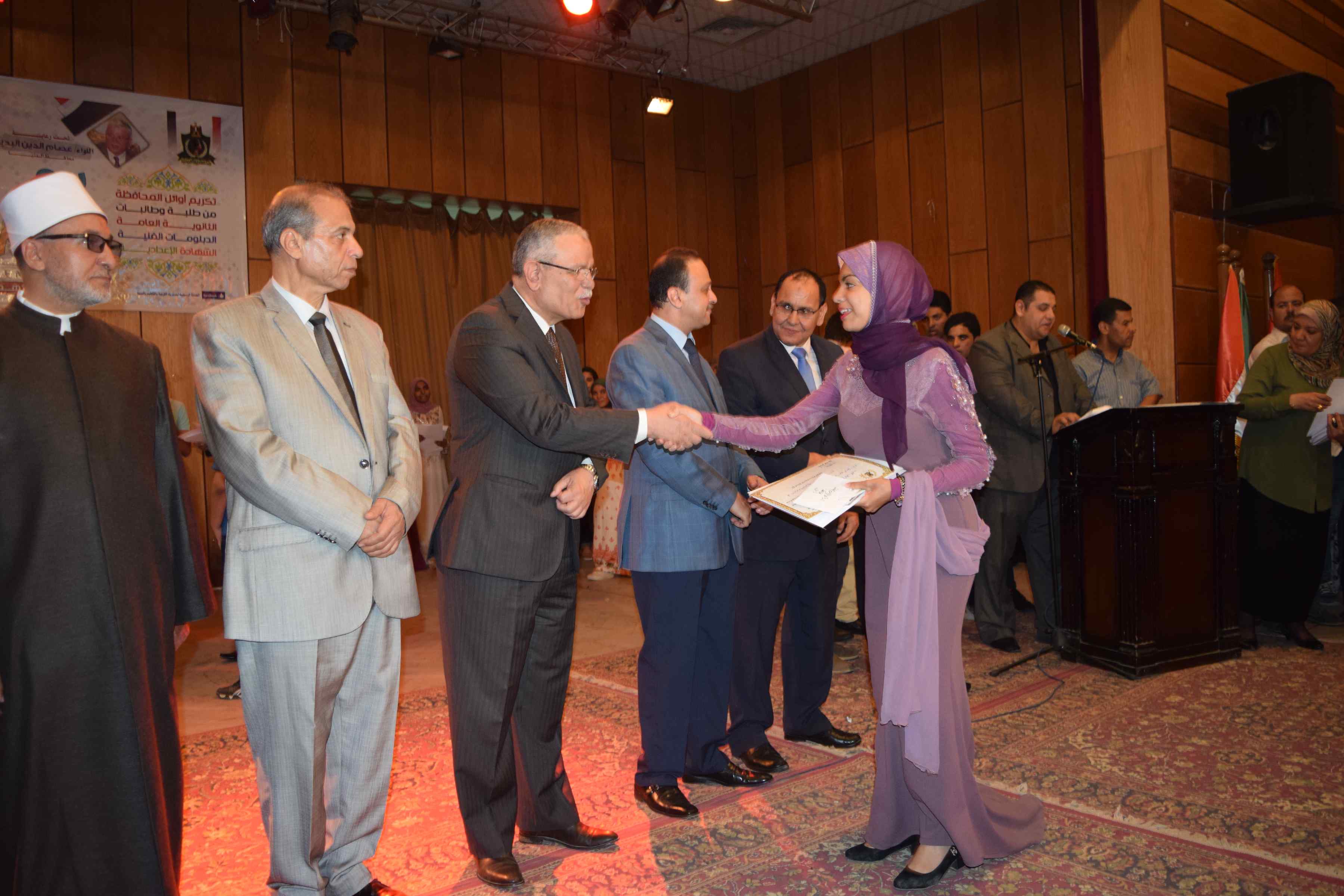 تكريم أوائل الشهادات العامة والأزهرية (3)