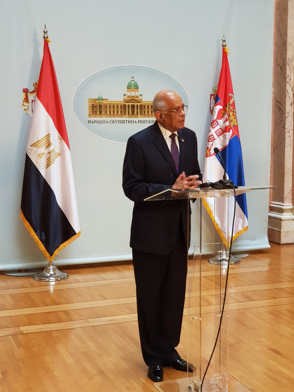  الدكتور على عبد العال رئيس مجلس النواب يزور البرلمان الصربى (10)
