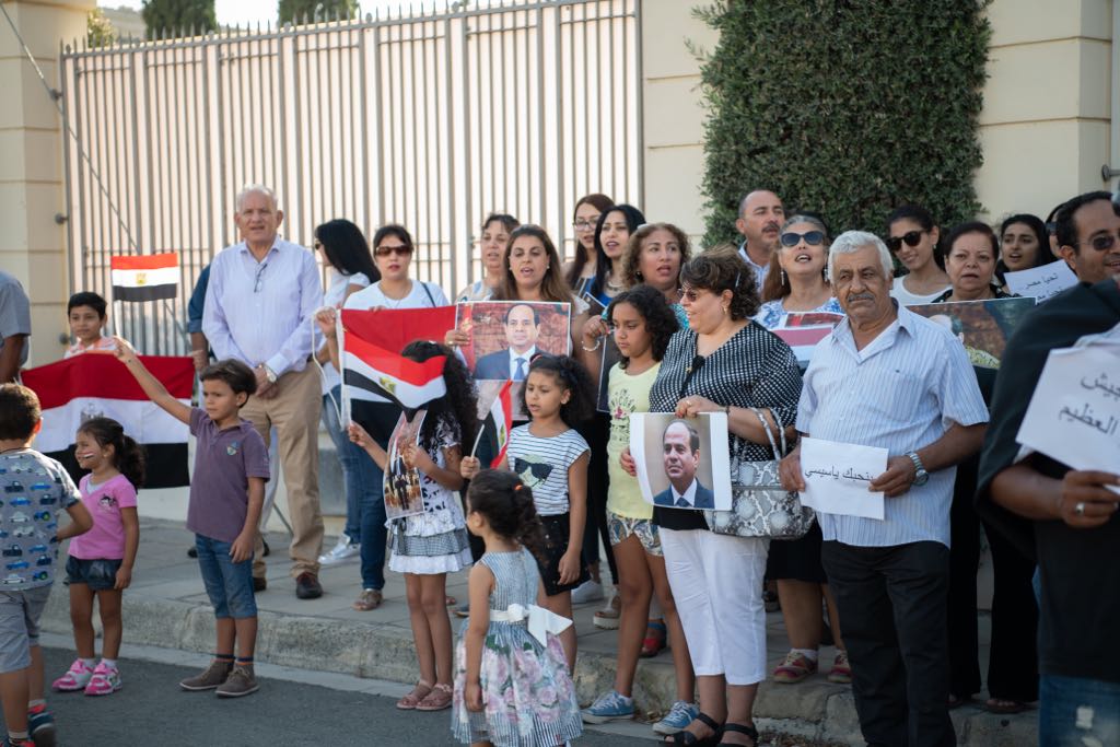 مصريون يحتفلون بذكرى 30 يونيو فى قبرص (3)