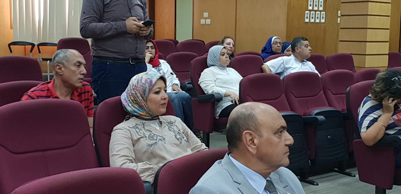 لجنة الصحة بالبرلمان تزور مستشفيات الإسكندرية  (10)
