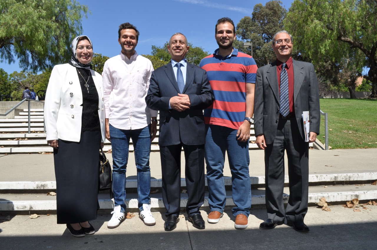 زيارة وفع طلاب الأكاديمية العربية للعلوم والتكنولوجيا لجامعة كال بولى الأمريكية (4)