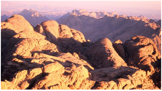 تسلق جبل سيناء
