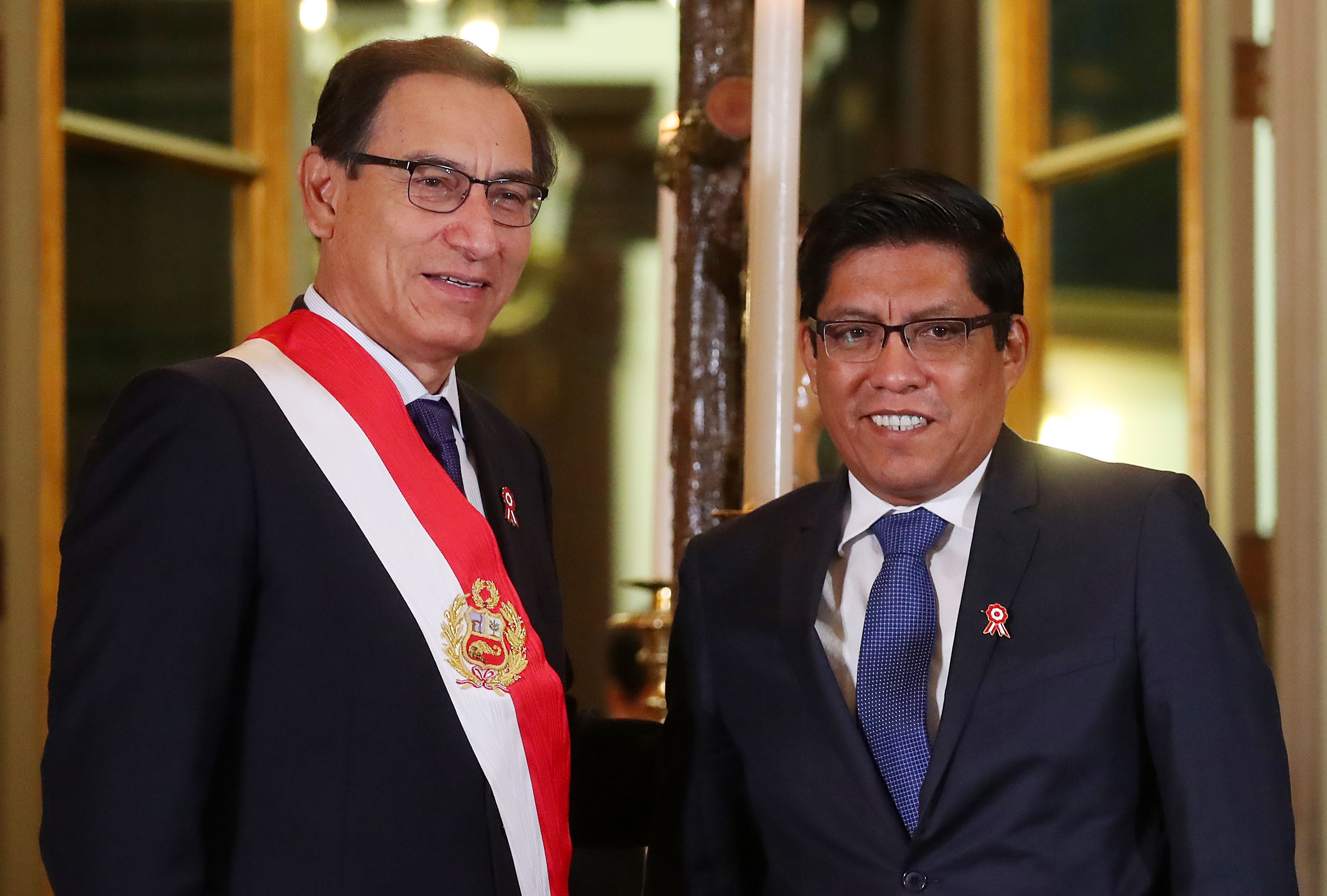 وزير العدل الجديد فيسينتي زايبلوس  والرئيس في بيرو