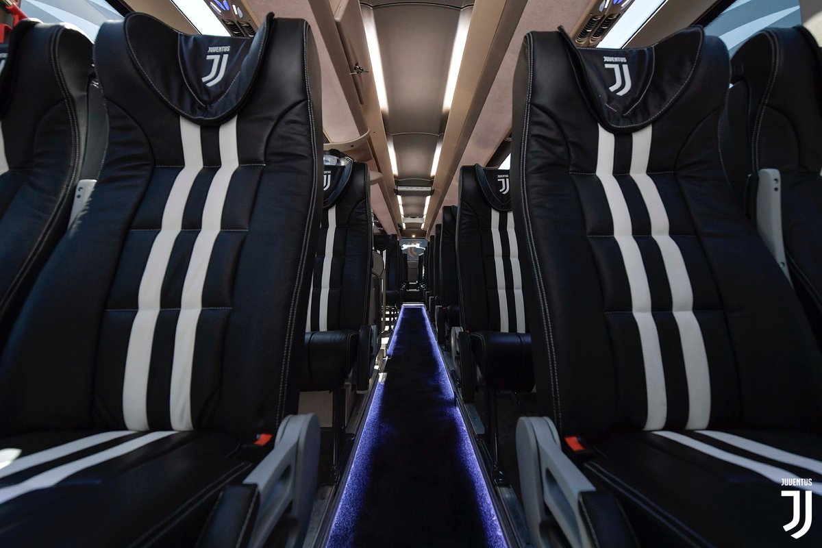 حافلة يوفنتوس الجديدة (3)