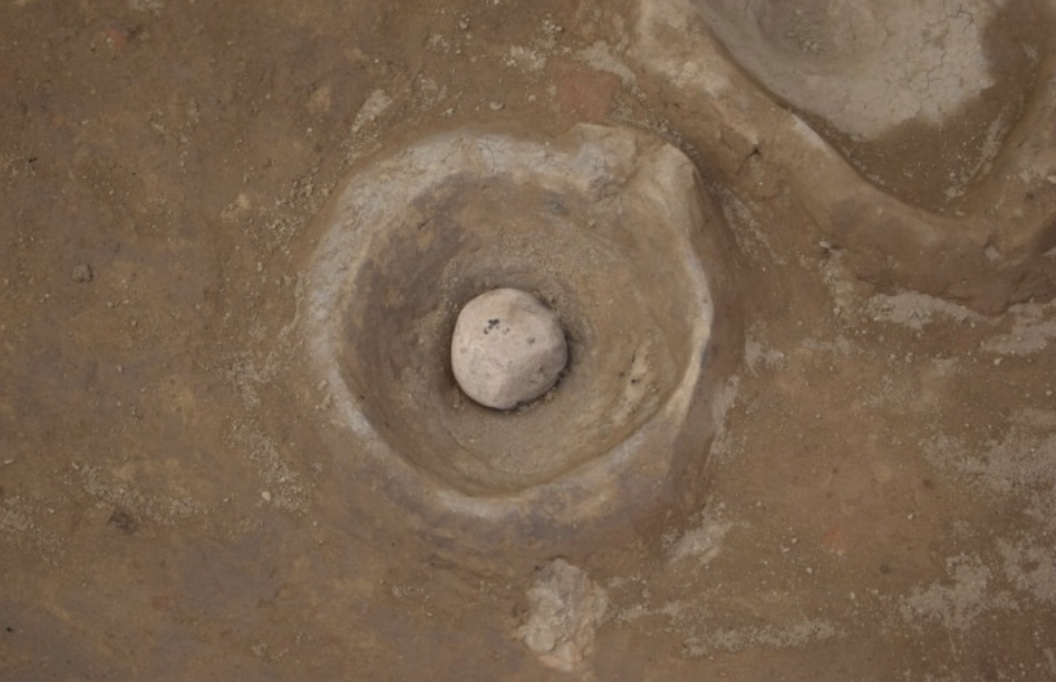 أقدم ورشة لصناعة الفخار فى الدولة القديمة (4)