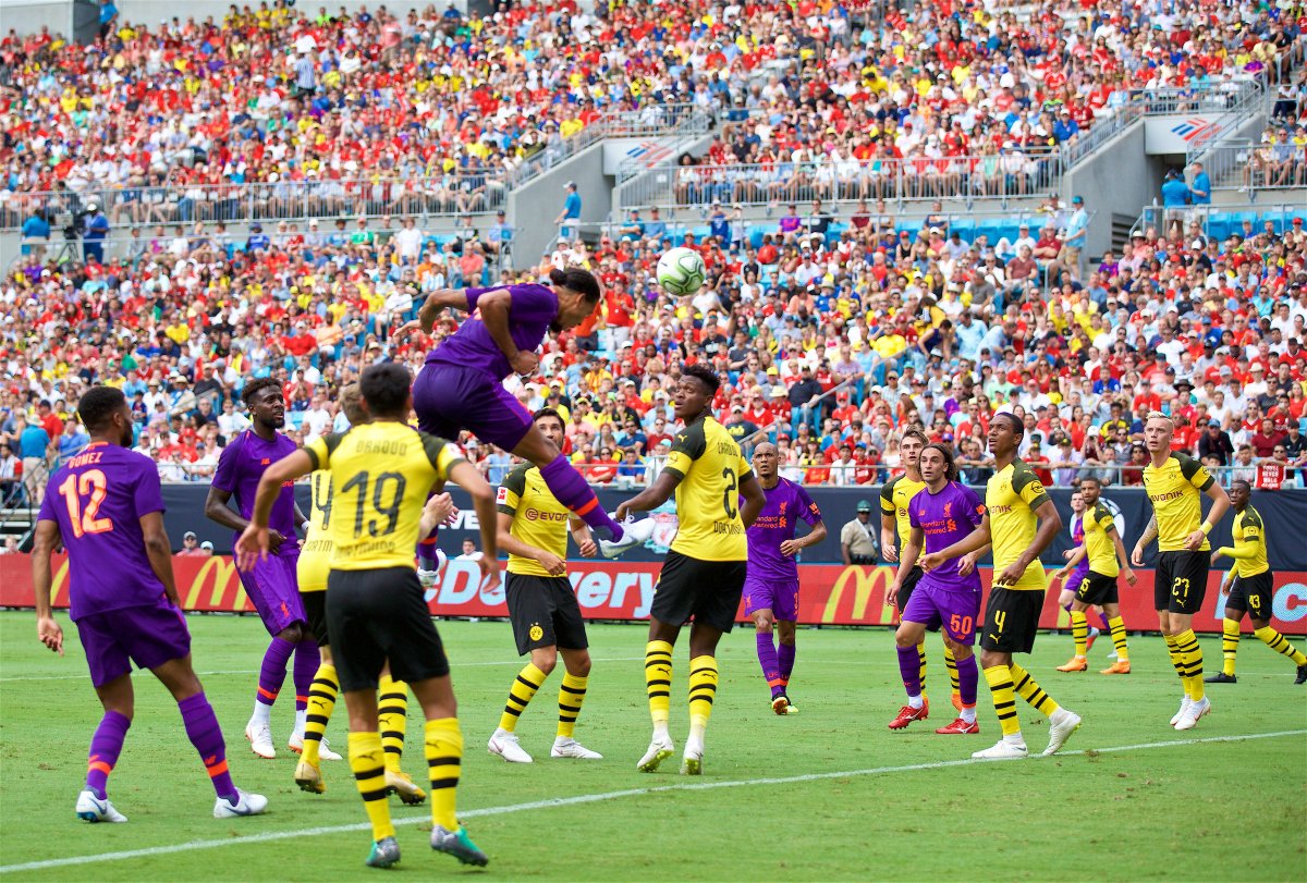 مباراة ليفربول وبوروسيا دورتموند (1)