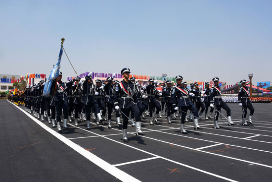 السيسى فى حفل تخرج طلبه الكليات والمعاهد العسكريه (21)