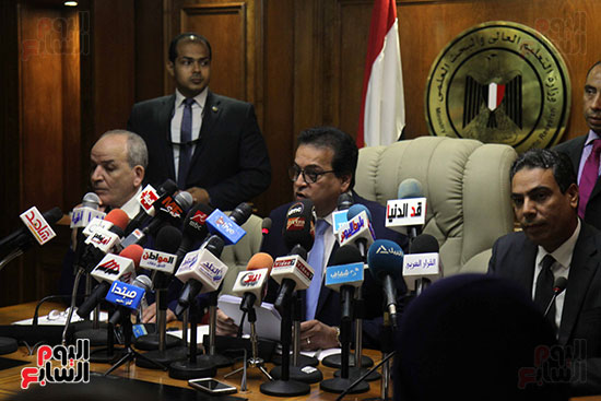 صور خالد عبد الغفار مؤتمر اعلان نتيجه تنسيق المرحله الاولى (3)