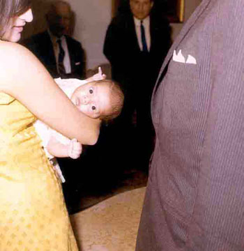 صور نادرة للزعيم جمال عبد الناصر مع عائلته  26366-جمال-عبد-الناصر--(69)