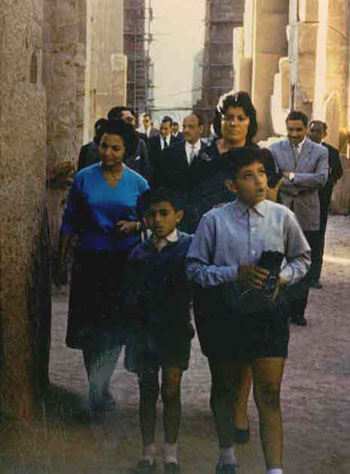 صور نادرة للزعيم جمال عبد الناصر مع عائلته  37770-جمال-عبد-الناصر--(45)