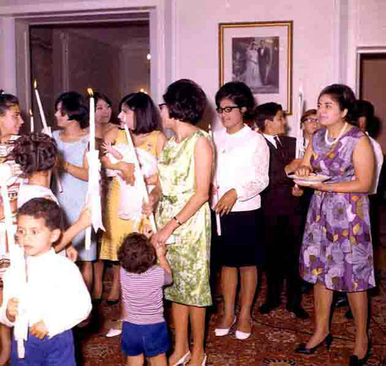 صور نادرة للزعيم جمال عبد الناصر مع عائلته  79889-جمال-عبد-الناصر--(63)