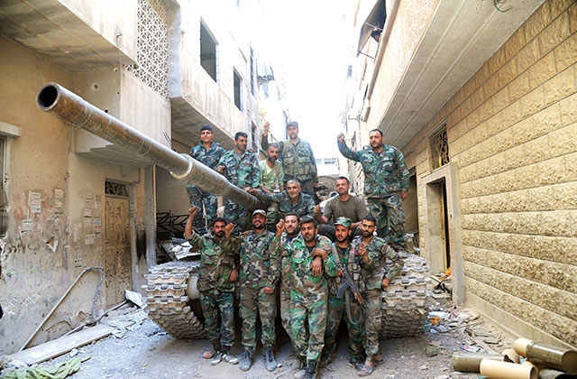 الجيش السورى فى قرية عقارب