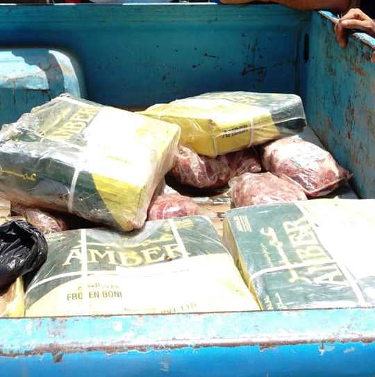 ضبط لحوم وكبدة مجمدة فاسدة بالمنشاة (5)